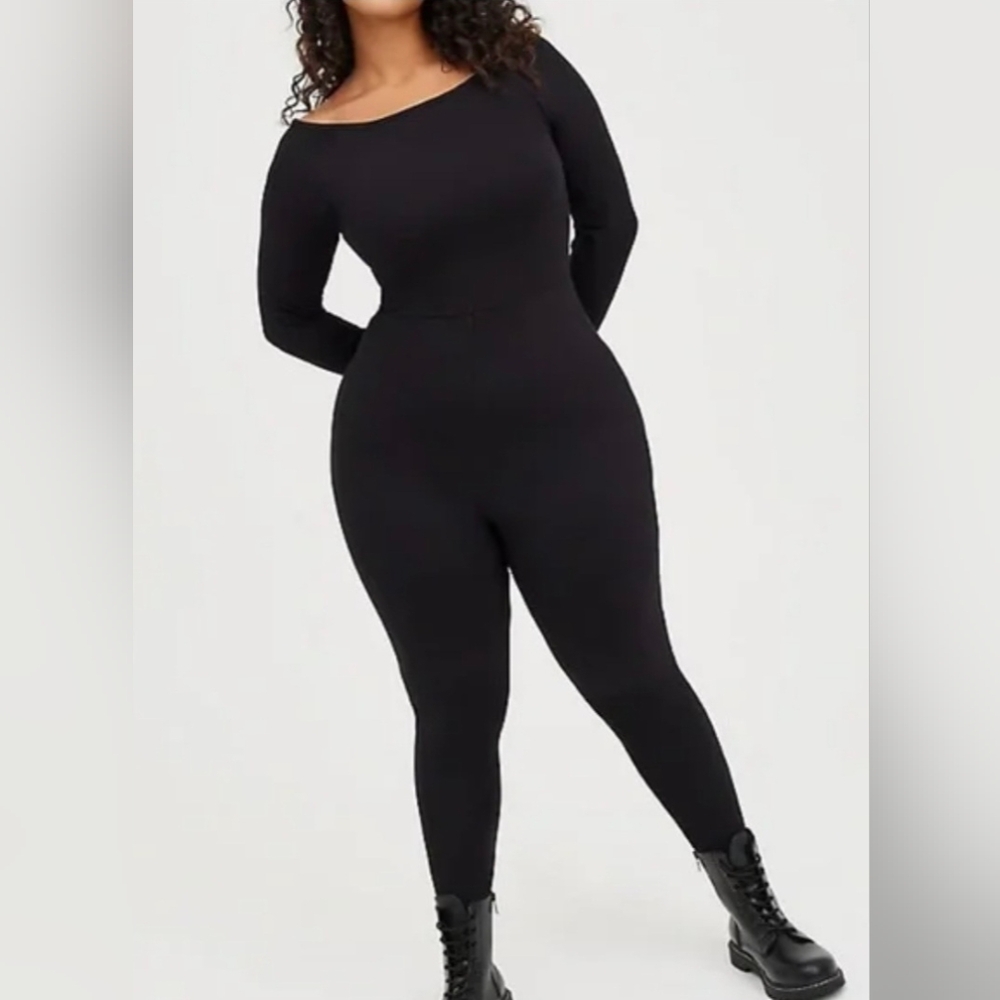 Torrid Black Long Sleeve Jumpsuit Bodycon Fit (NEW)